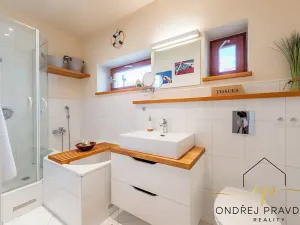 Prodej rodinného domu, Liteň, Karlštejnská, 237 m2