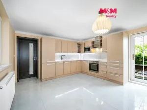 Prodej rodinného domu, Bor, Nádražní, 184 m2