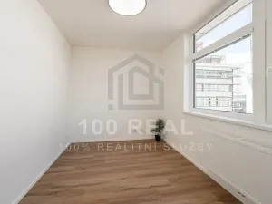 Pronájem bytu 1+kk, Pardubice, třída Míru, 30 m2
