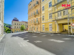 Pronájem obchodního prostoru, Mariánské Lázně, Ruská, 108 m2