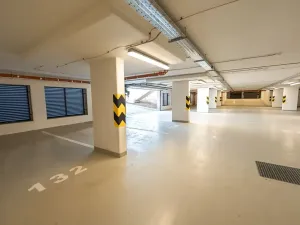 Pronájem bytu 1+kk, Praha - Hlubočepy, Fabiánové, 31 m2