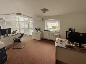Pronájem kanceláře, Říčany, Úvalská, 66 m2