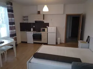 Pronájem bytu 1+kk, Praha - Stodůlky, Svitákova, 32 m2