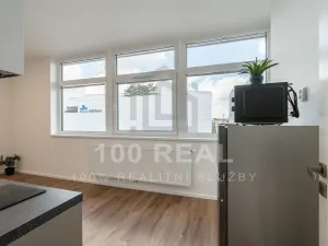 Pronájem bytu 1+kk, Pardubice, třída Míru, 27 m2