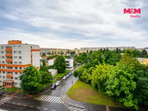 Prodej bytu 3+1, Praha - Prosek, Lovosická, 66 m2