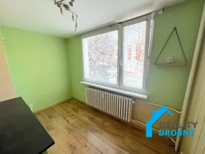 Pronájem bytu 3+1, Děčín, Čsl. armády, 66 m2