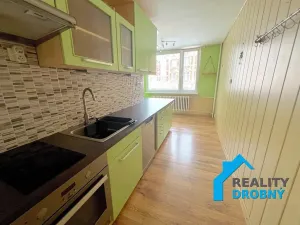 Pronájem bytu 3+1, Děčín, Čsl. armády, 66 m2