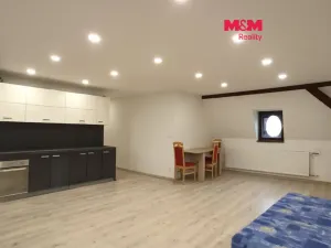 Pronájem bytu 3+kk, Šternberk, náměstí Svobody, 75 m2