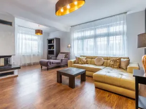 Prodej rodinného domu, Praha - Benice, Okrasná, 230 m2