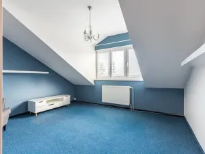 Prodej rodinného domu, Praha - Benice, Okrasná, 230 m2
