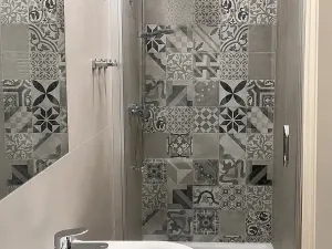 Pronájem bytu 1+kk, Praha, Myslíkova, 36 m2