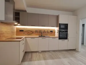 Pronájem bytu 3+kk, České Budějovice, Čakovská, 84 m2
