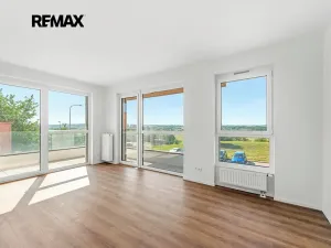 Prodej bytu 2+kk, Praha - Černý Most, Arnošta Valenty, 49 m2