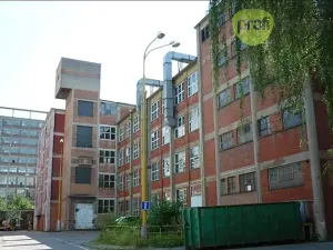 Pronájem skladu, Zlín, Šedesátá, 3000 m2