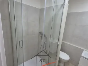 Pronájem bytu 1+kk, Děčín, Žerotínova, 35 m2