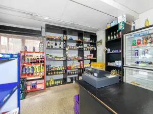 Pronájem obchodního prostoru, Plzeň - Bolevec, Kaznějovská, 30 m2