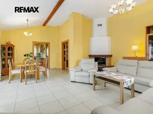 Prodej rodinného domu, Uhlířské Janovice, Ladova, 186 m2