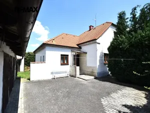 Prodej rodinného domu, Chrást, 9. května, 245 m2