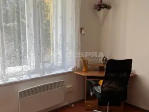 Pronájem bytu 1+1, Praha - Michle, Jemnická, 35 m2
