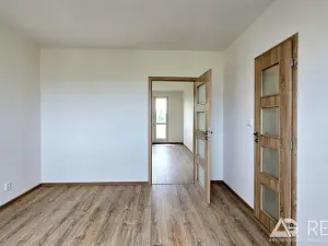 Pronájem bytu 2+1, Praha - Malešice, Chotutická, 54 m2