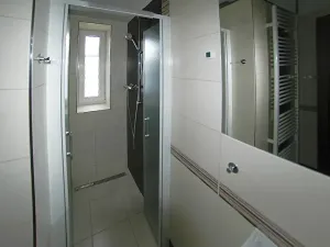 Pronájem bytu 2+1, Plzeň, V Bezovce, 95 m2