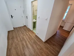 Pronájem bytu 3+1, Liberec, Kosmonautů, 67 m2