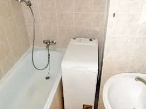 Pronájem bytu 3+1, Praha - Prosek, Zárybská, 67 m2