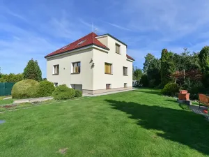 Prodej rodinného domu, Statenice, 202 m2