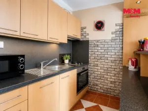 Pronájem bytu 3+1, Praha - Strašnice, Pod strání, 71 m2