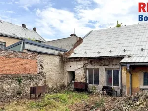 Prodej rodinného domu, Kolín, Veltrubská, 411 m2