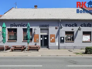 Prodej rodinného domu, Kolín, Veltrubská, 411 m2
