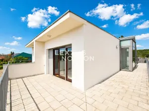 Pronájem rodinného domu, Praha - Nebušice, Nebušická, 373 m2
