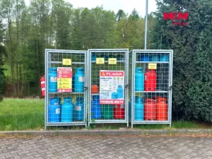 Prodej obchodního prostoru, Nová Role - Mezirolí, 120 m2
