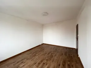 Pronájem bytu 2+1, Chomutov, Skalková, 51 m2