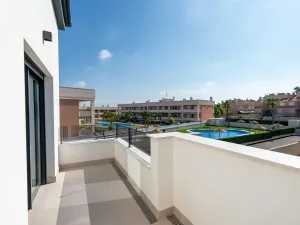 Prodej rodinného domu, Alicante, Španělsko, 96 m2