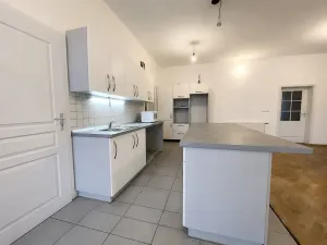 Prodej rodinného domu, Lázně Bělohrad, 302 m2