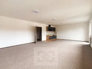 Pronájem bytu 1+kk, Úvaly, Arnošta z Pardubic, 58 m2