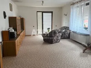 Prodej vícegeneračního domu, Záboří nad Labem, Příčná, 360 m2