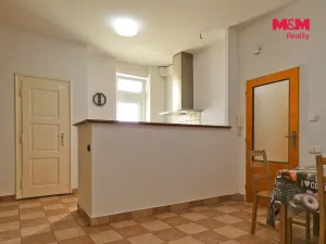 Pronájem bytu 4+1, Čáslav - Čáslav-Nové Město, Husova, 98 m2
