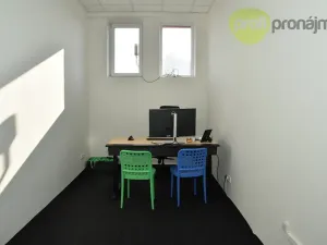 Pronájem obchodního prostoru, Ostrava, Cihelní, 701 m2