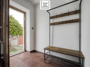 Pronájem apartmánu, Praha - Dolní Měcholupy, U svornosti, 117 m2