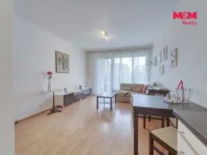 Prodej bytu 2+kk, Praha, Sazovická, 47 m2