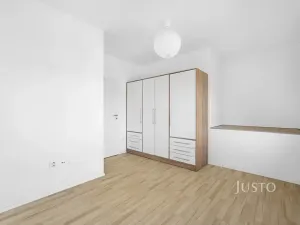 Prodej bytu 4+kk, Brno, Přadlácká, 71 m2