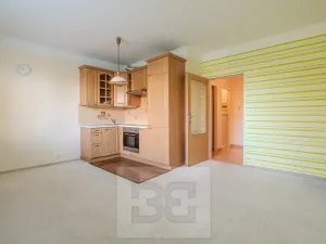 Pronájem bytu 1+kk, Praha - Čakovice, Marty Krásové, 29 m2