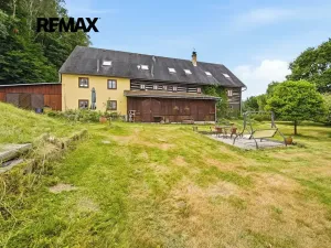 Prodej rodinného domu, Cvikov, 556 m2