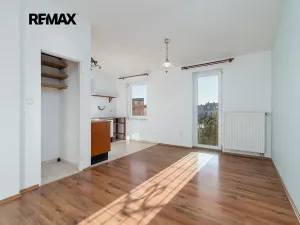 Prodej atypického bytu, Plzeň, Ořechová, 70 m2