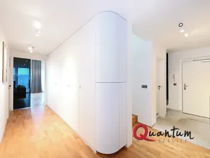 Pronájem bytu 4+kk, Praha - Karlín, Za Karlínským přístavem, 131 m2