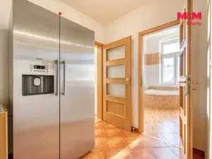 Prodej bytu 4+kk, Mariánské Lázně, Husova, 90 m2