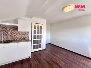 Pronájem bytu 1+kk, Nový Bor, Sklářská, 24 m2