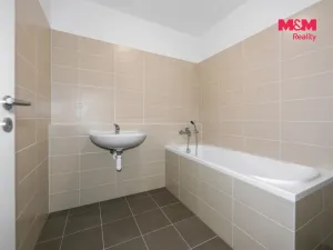 Pronájem bytu 2+kk, Plzeň, Safírová, 66 m2